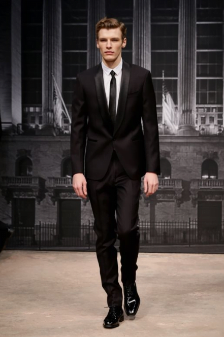 كيف يختار العريس الحذاء المناسب