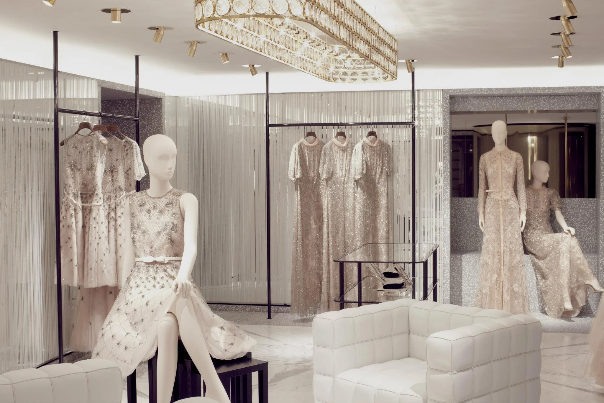 كيف تستطيعين حفظ فستان زفافك