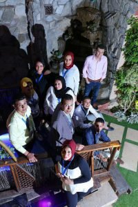 من نحن 3 من نحن