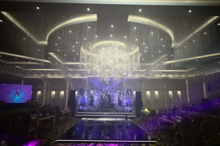 Royal Lamour DOWNTOWN